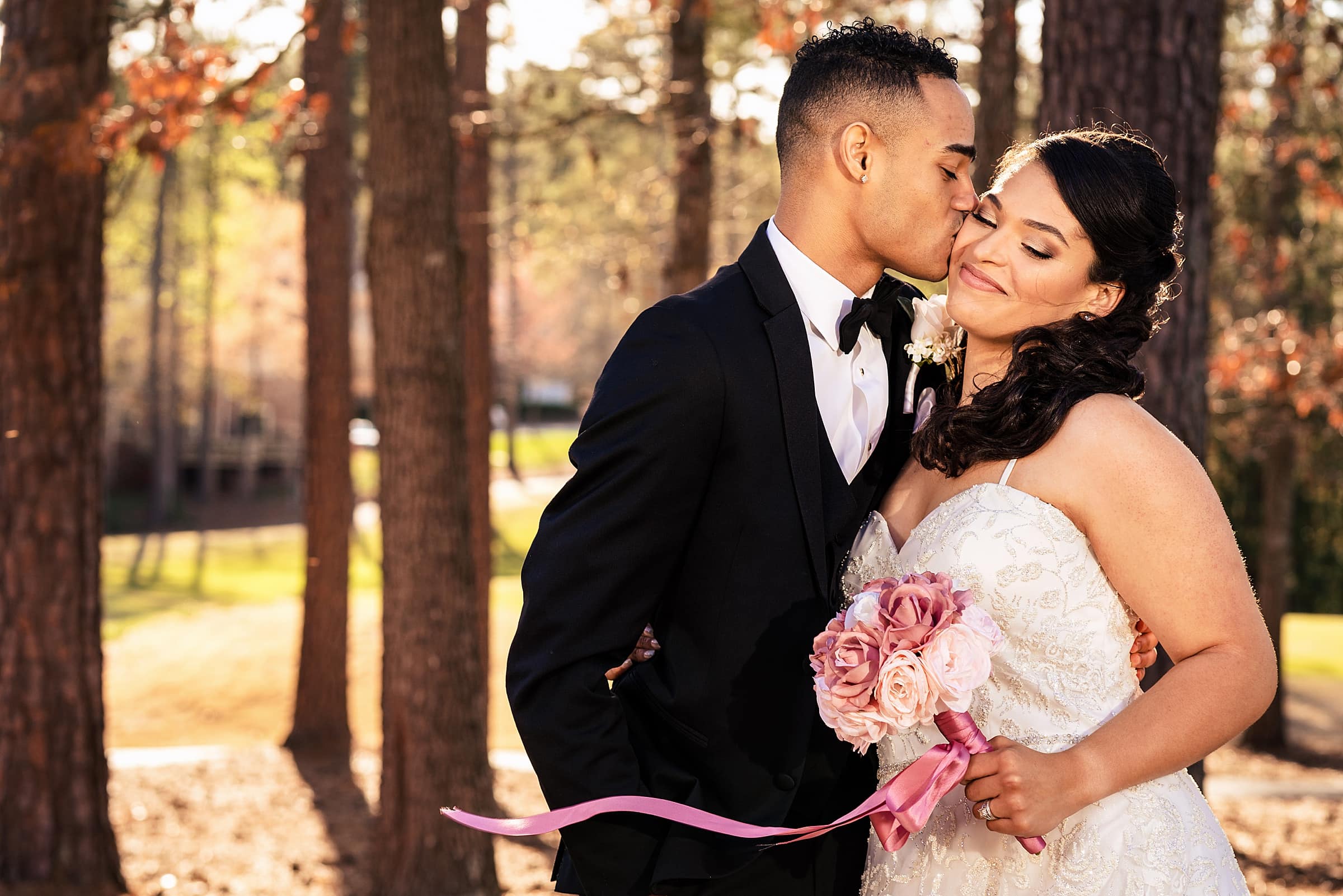 Couples portraits at Brier Creek Country Club | photos by Kivus & Camera