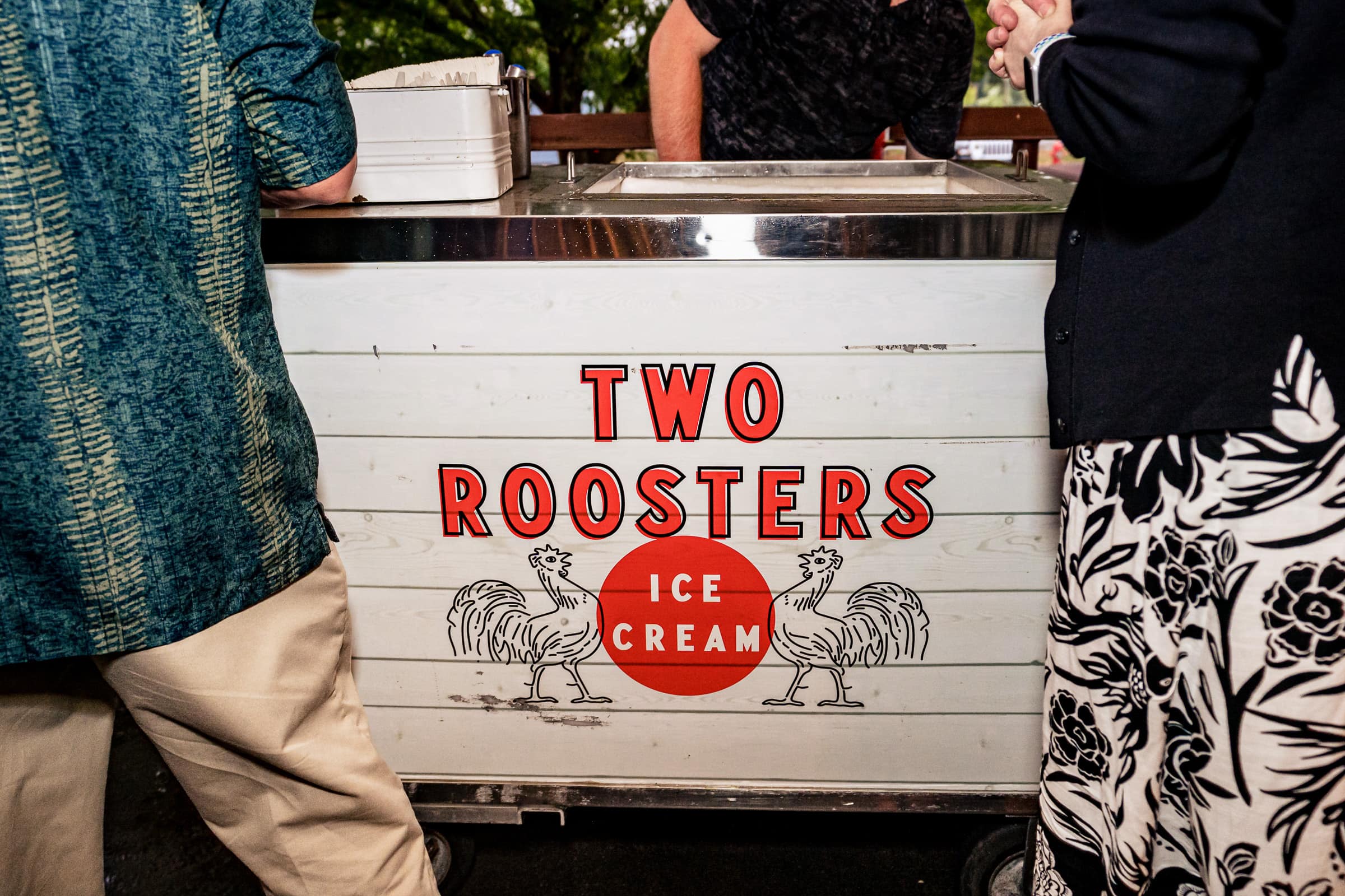 this is your sign to have ice cream at your wedding