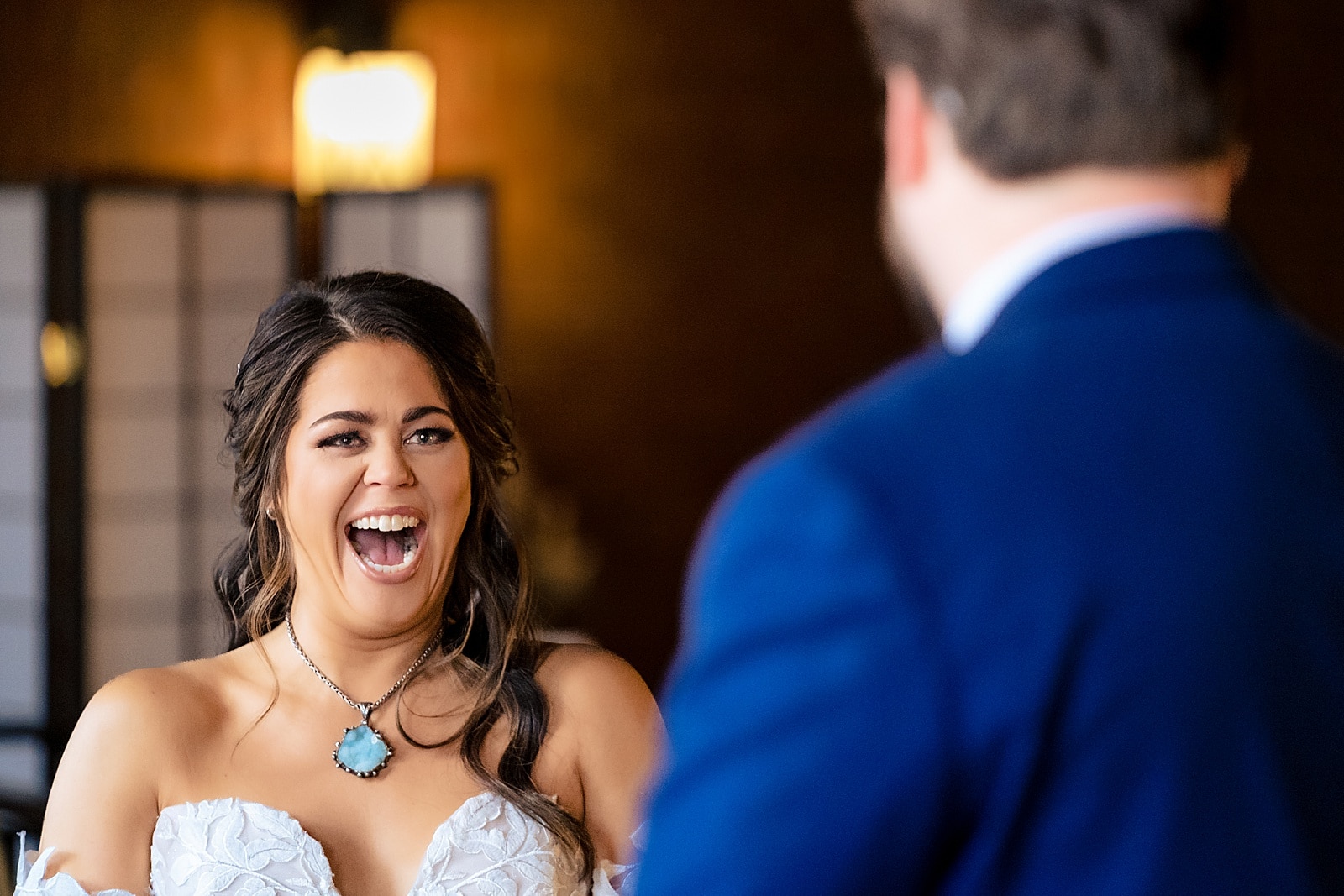 The bride's reaction at this first look is so adorable!