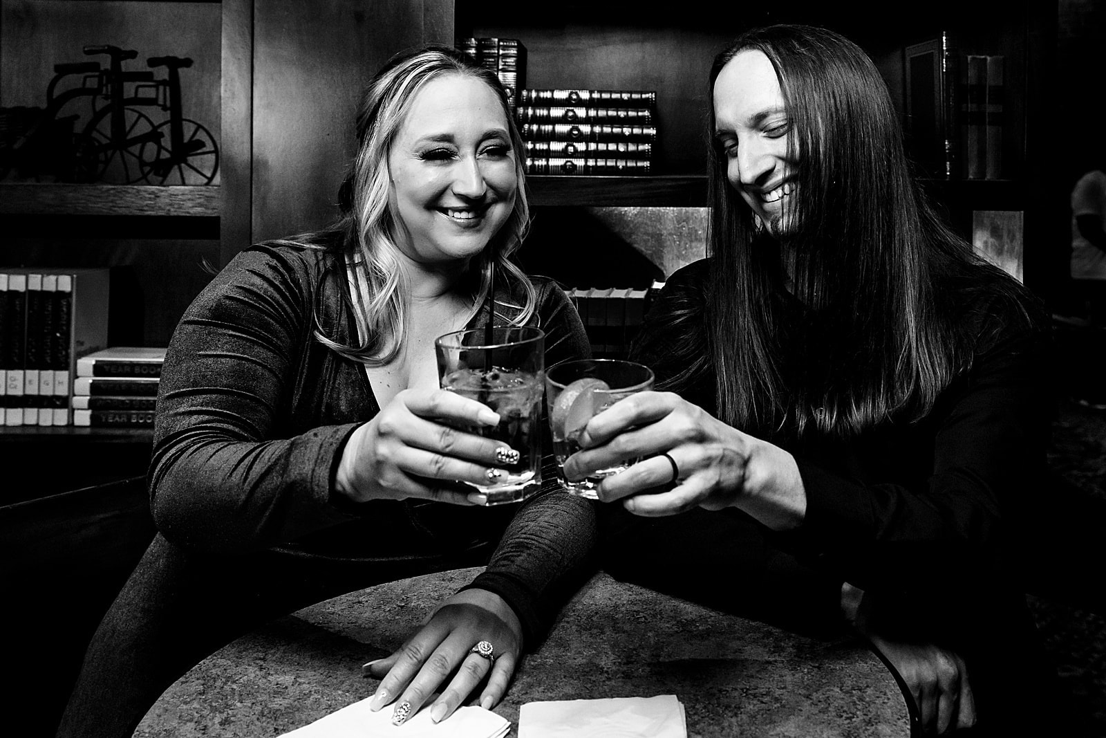 Take engagement photos at the place where you went on your first date!