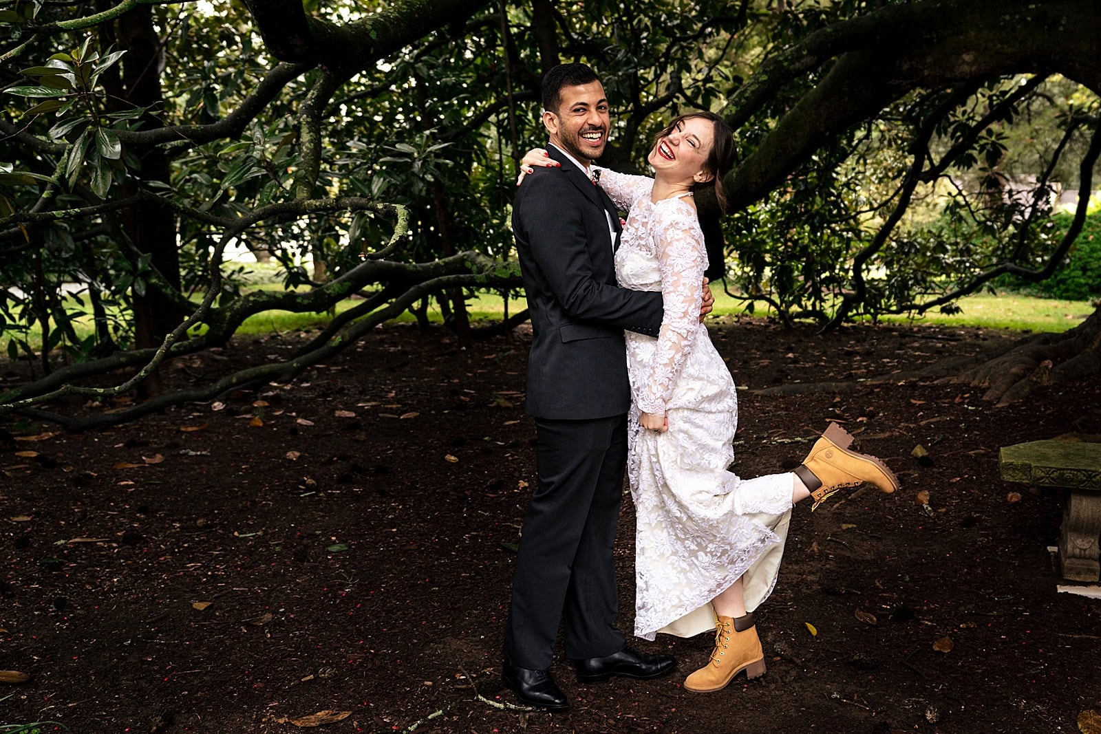 Arrowhead Inn wedding - first look under the trees