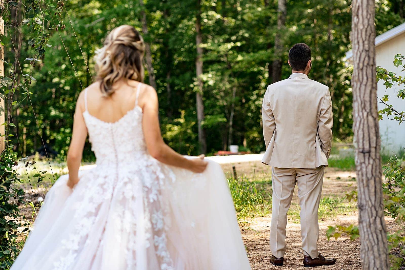 a first look at Lavender Oaks Farm