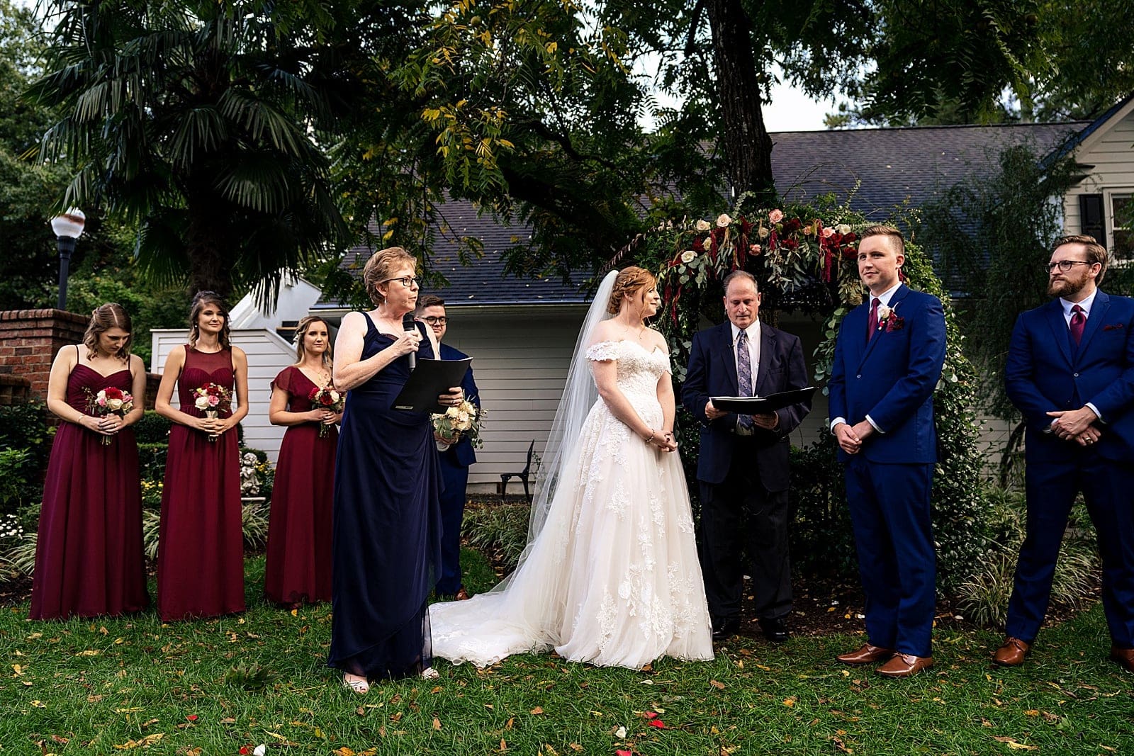 Outdoor wedding ceremony at Matthews House