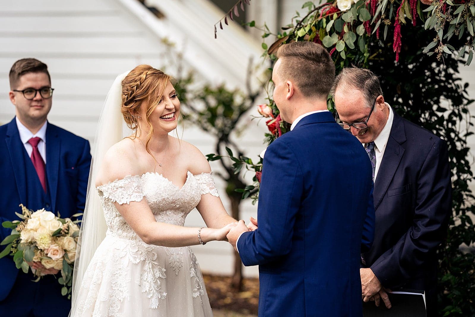 Outdoor wedding ceremony at Matthews House
