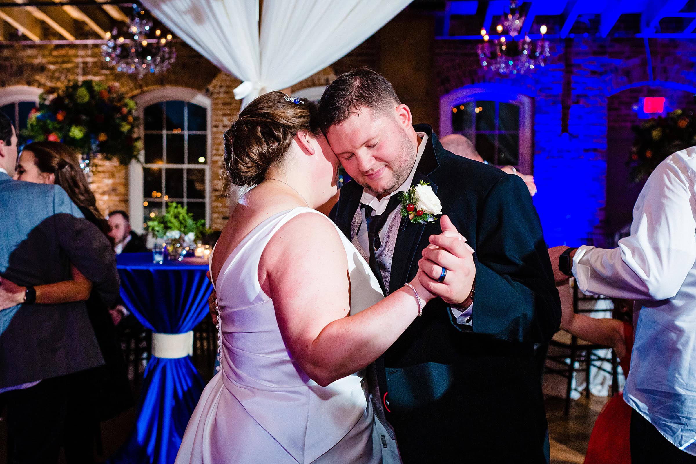 Downtown Raleigh Wedding, kivusandcamera.com, Melrose Knitting Mill, NC wedding photographers, nerdy wedding, North Carolina Wedding, Raleigh Wedding Photographer, Raleigh wedding venues
