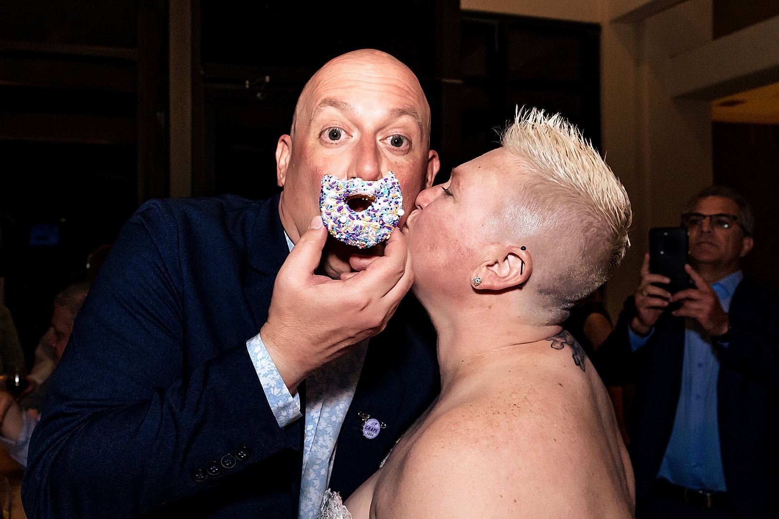 donuts at a wedding? Do nut mind if you do!