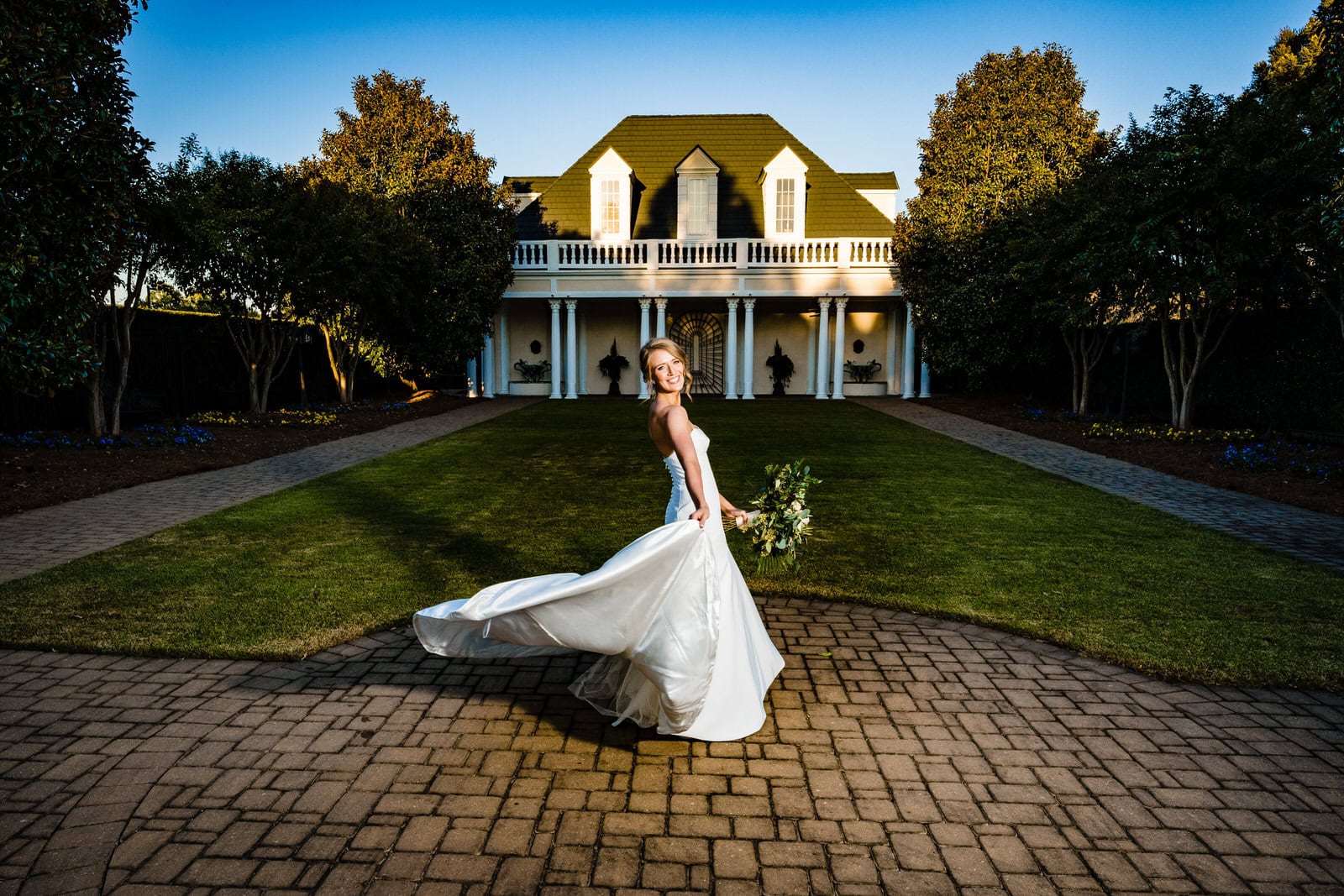 Raleigh bridal portraits at the Hall and Gardens at Landmark