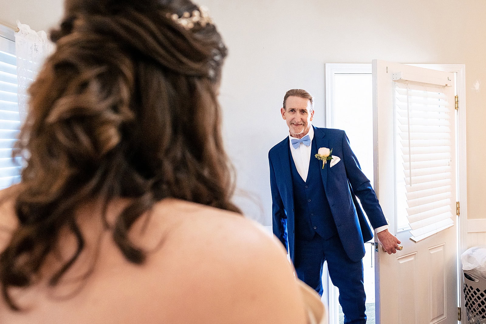 first look with father of the bride