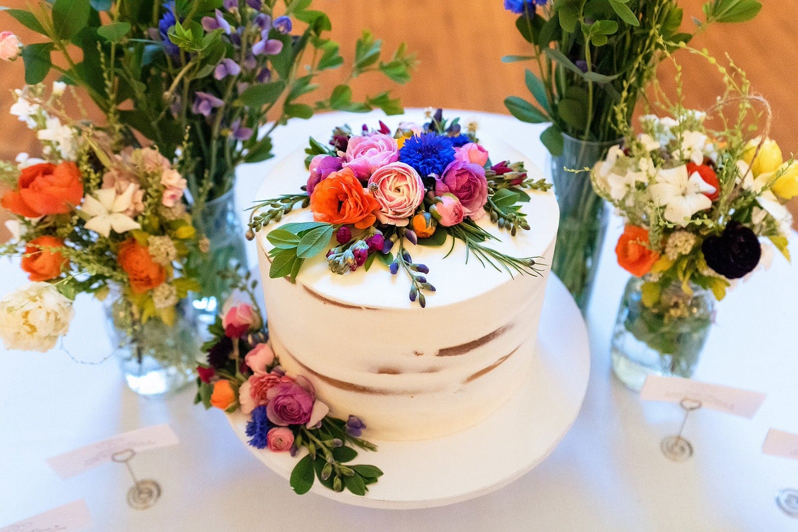 Wakefield Barn Wedding Reception - Green & White wedding reception decor - Wedding inspiration