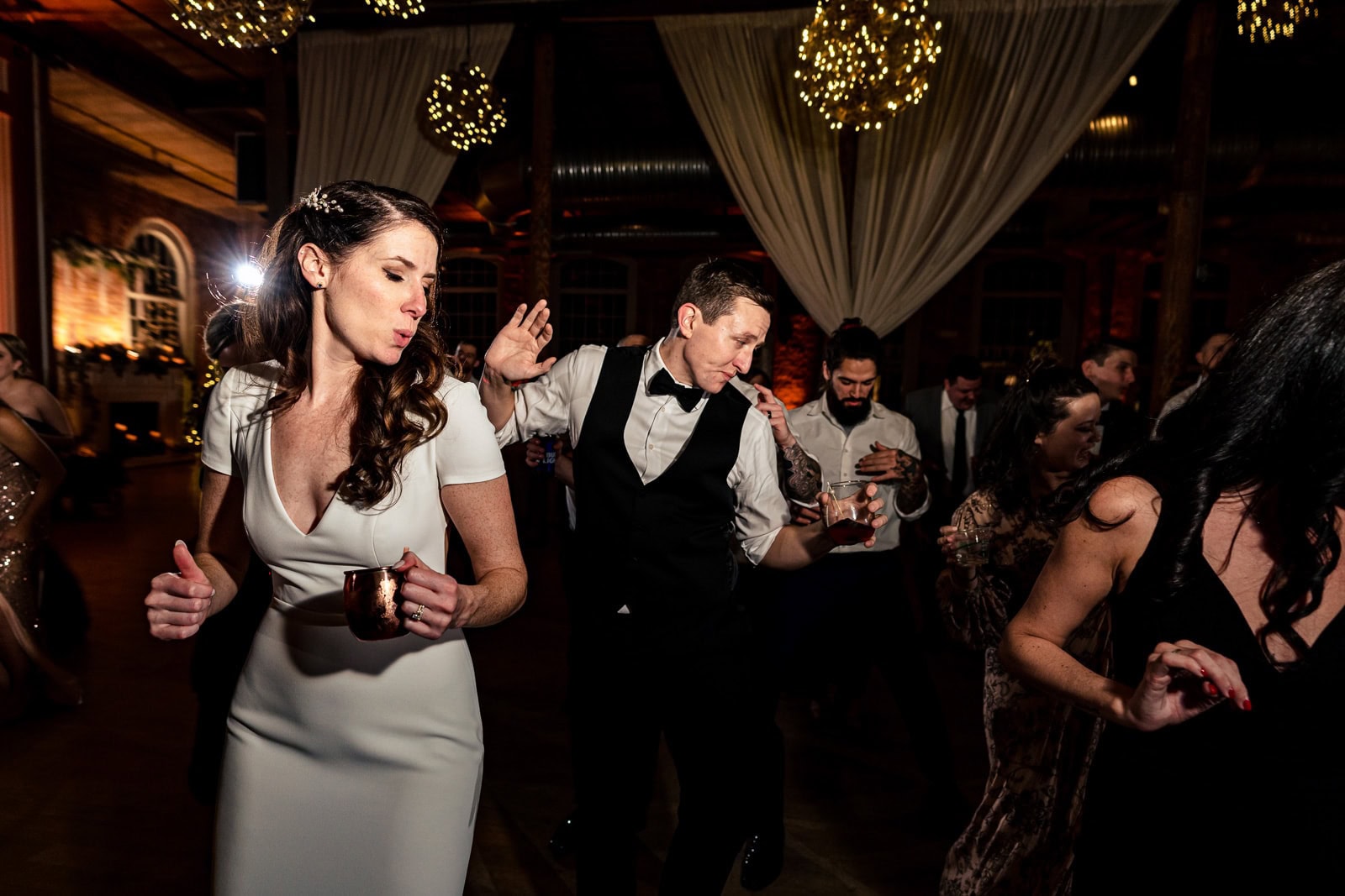 fun wedding photos in North Carolina | by Kivus & Camera