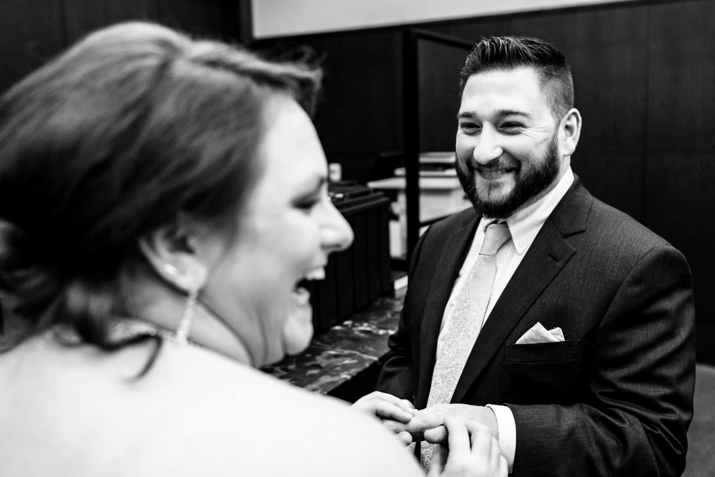 courthouse wedding photos by Kivus & Camera